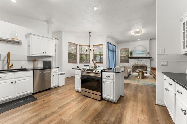 11520 NW 8TH LANE, Gainesville, FL 32606