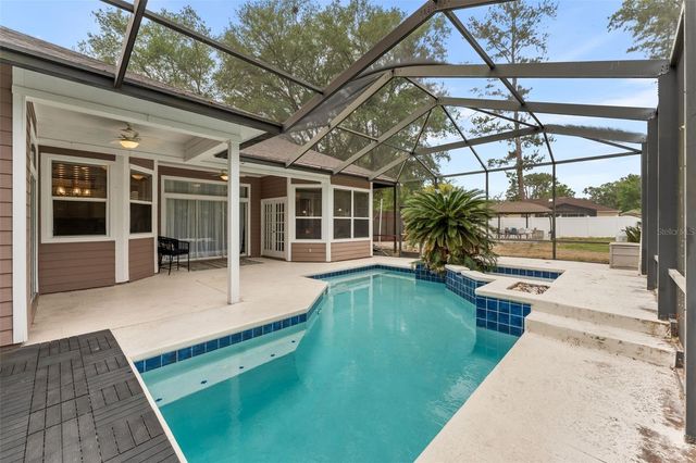 11520 NW 8TH LANE, Gainesville, FL 32606