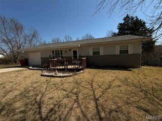 21624 Highway Y, St Robert, MO 65584