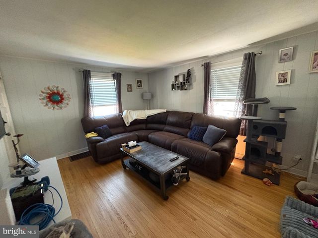 526 PINGREE AVE, Trenton, NJ 08618