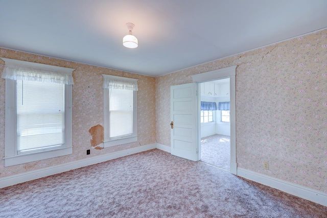 121 W 33rd Ave, Winfield, KS 67156