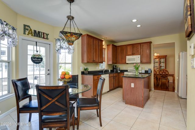 25 Monticello Way, South River, NJ 08882