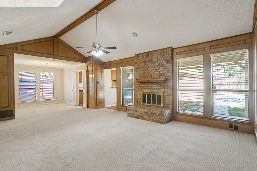 1927 E Branch Hollow Drive, Carrollton, TX 75007 — photo 3