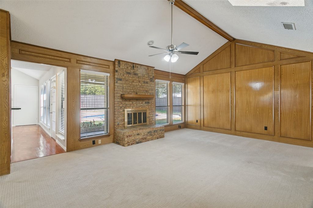 1927 E Branch Hollow Drive, Carrollton, TX 75007 — photo 4