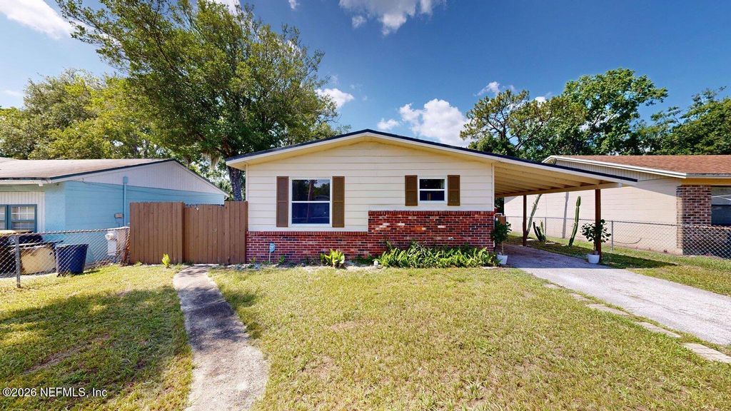 5926 LONGCHAMP Drive, Jacksonville, FL 32244