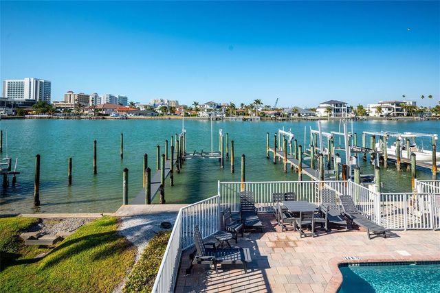 140 BRIGHTWATER DRIVE 2, Clearwater Beach, FL 33767