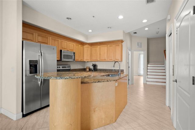 140 BRIGHTWATER DRIVE 2, Clearwater Beach, FL 33767