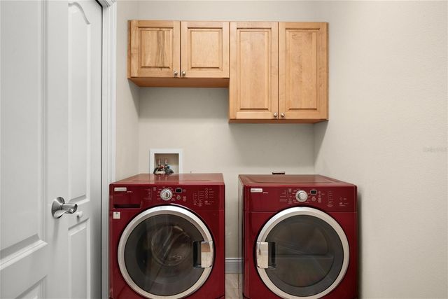 140 BRIGHTWATER DRIVE 2, Clearwater Beach, FL 33767