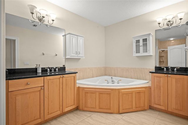 140 BRIGHTWATER DRIVE 2, Clearwater Beach, FL 33767