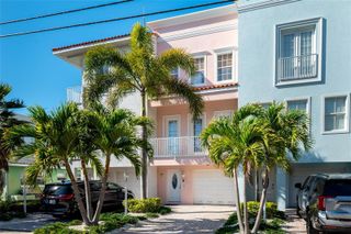 140 BRIGHTWATER DRIVE 2, Clearwater Beach, FL 33767