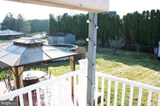 828 WEAVERTOWN RD, Lebanon, PA 17046