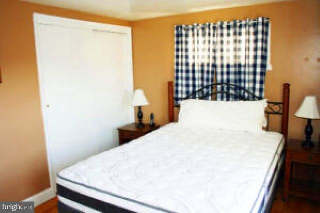 828 WEAVERTOWN RD, Lebanon, PA 17046