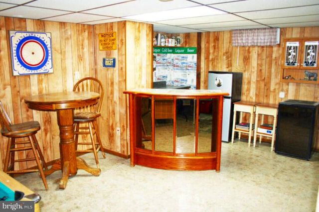 828 WEAVERTOWN RD, Lebanon, PA 17046