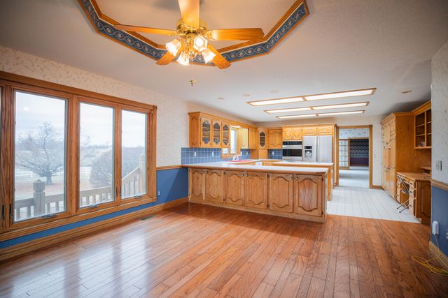 14500 E 1450 Road, Stockton, MO 65785