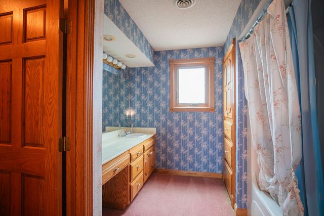 14500 E 1450 Road, Stockton, MO 65785