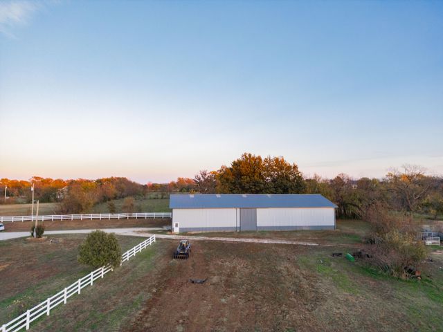 14500 E 1450 Road, Stockton, MO 65785