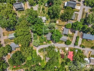23 Peace Street, Asheville, NC 28806