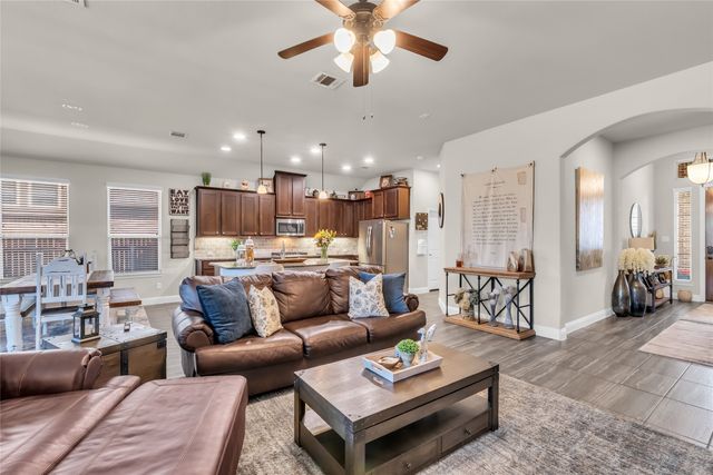 1101 Hodge Street, Mckinney, TX 75071