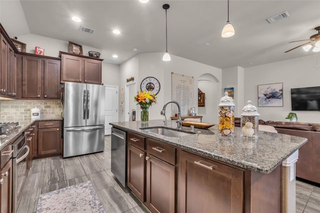 1101 Hodge Street, Mckinney, TX 75071