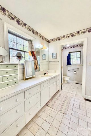 340 Crappie Hollow Lane, Taylorsville, NC 28681