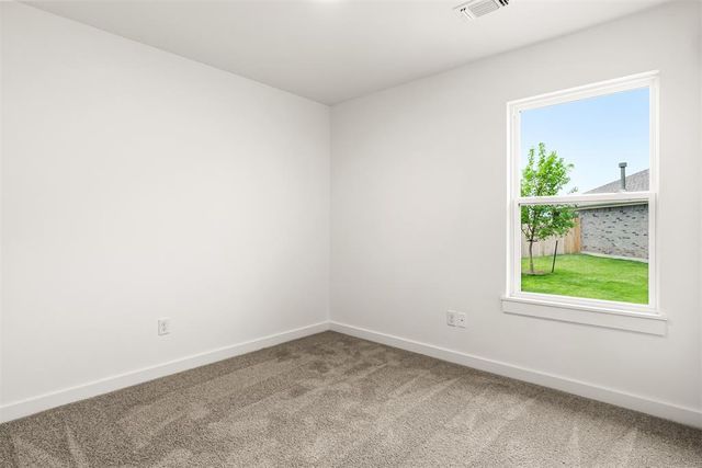 15801 Nighthawk Drive, Moore, OK 73170