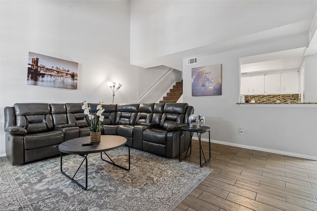 2104 Via Balboa, Carrollton, TX 75006