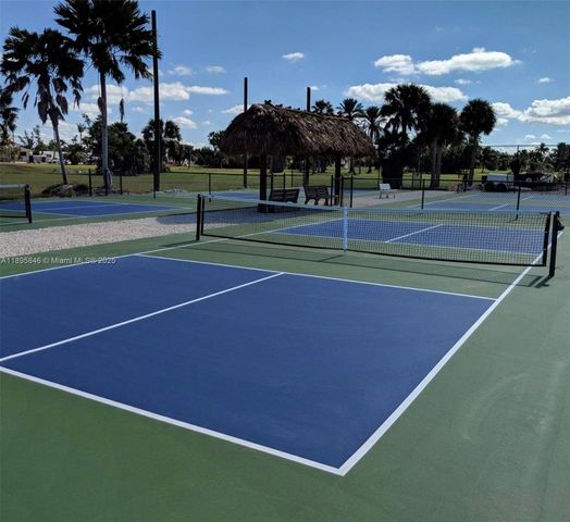 251 2nd St, Key Colony, FL 33051