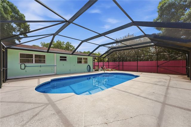 2115 15th Place, Vero Beach, FL 32960