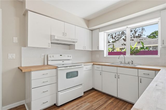 2115 15th Place, Vero Beach, FL 32960