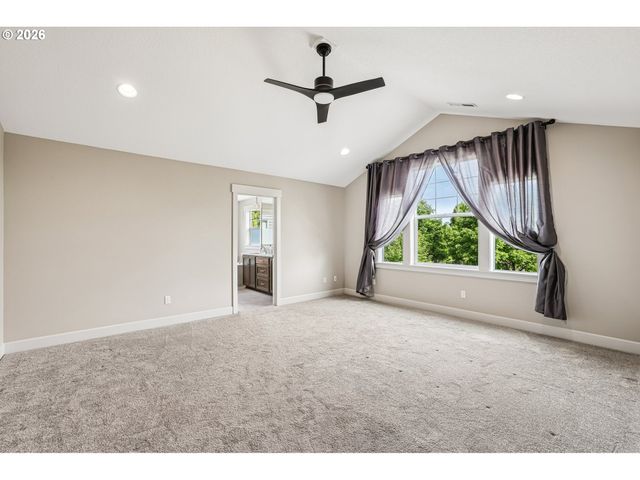 38320 SEQUOIA St, Sandy, OR 97055