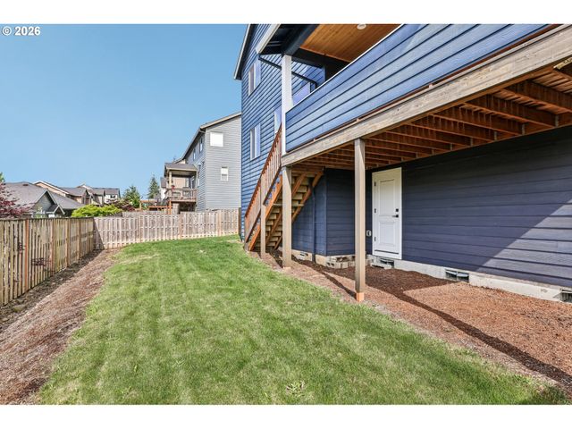 38320 SEQUOIA St, Sandy, OR 97055