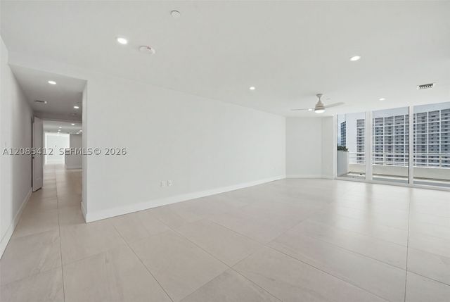 555 NE 34th St PH4, Miami, FL 33137