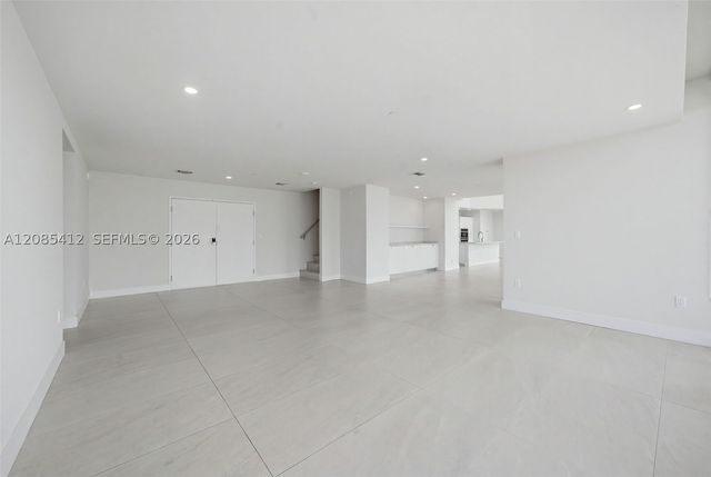 555 NE 34th St PH4, Miami, FL 33137