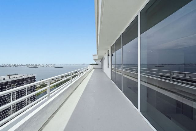 555 NE 34th St PH4, Miami, FL 33137