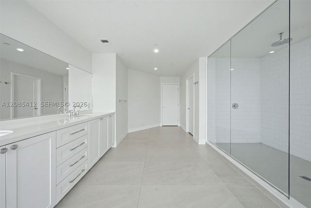 555 NE 34th St PH4, Miami, FL 33137