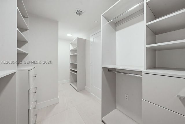 555 NE 34th St PH4, Miami, FL 33137