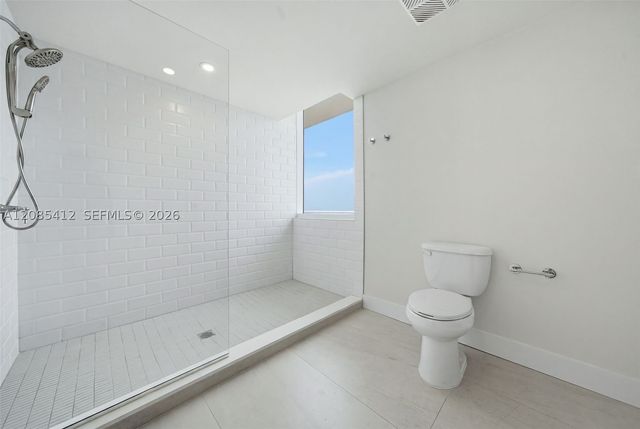 555 NE 34th St PH4, Miami, FL 33137