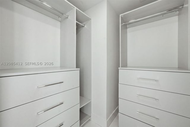 555 NE 34th St PH4, Miami, FL 33137