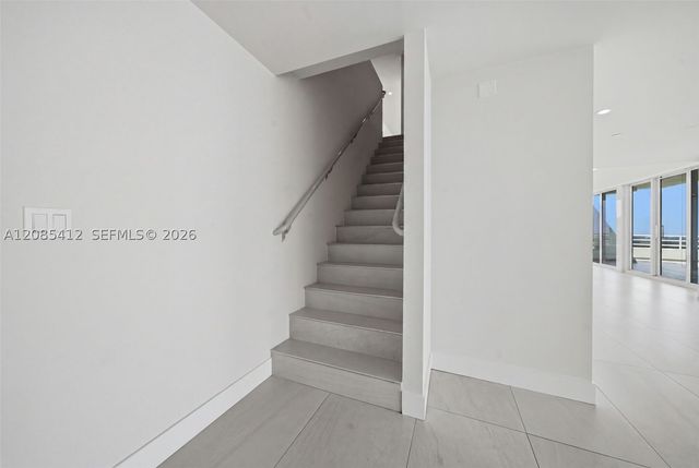 555 NE 34th St PH4, Miami, FL 33137