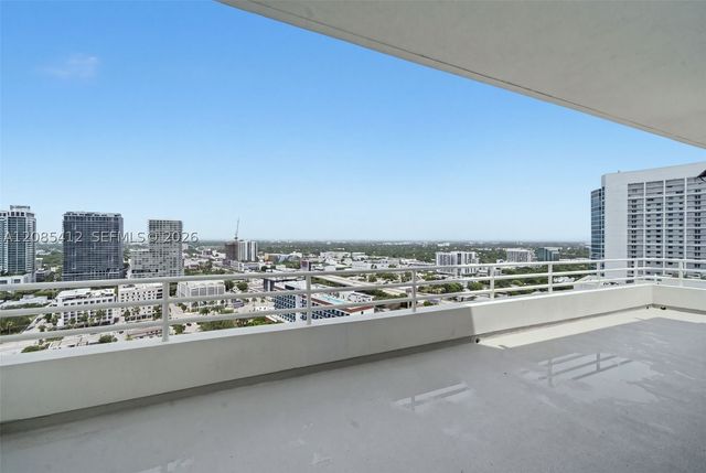 555 NE 34th St PH4, Miami, FL 33137