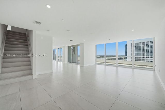 555 NE 34th St PH4, Miami, FL 33137