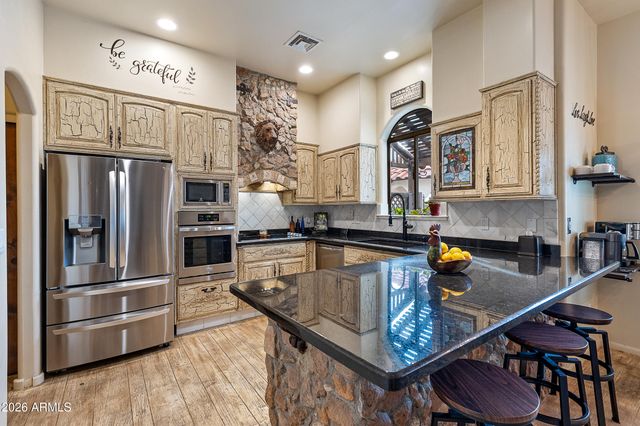 2934 N GERONIMO Road, Apache Junction, AZ 85119