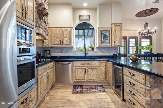 2934 N GERONIMO Road, Apache Junction, AZ 85119