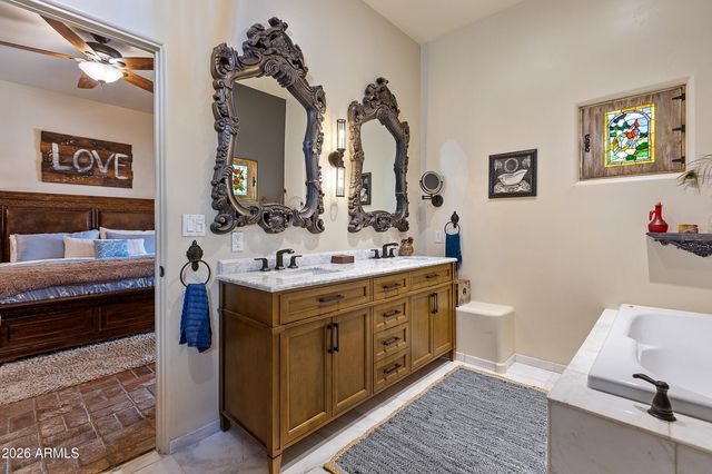 2934 N GERONIMO Road, Apache Junction, AZ 85119