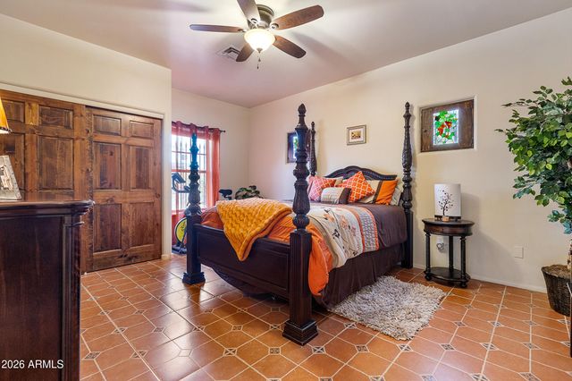 2934 N GERONIMO Road, Apache Junction, AZ 85119