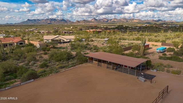 2934 N GERONIMO Road, Apache Junction, AZ 85119