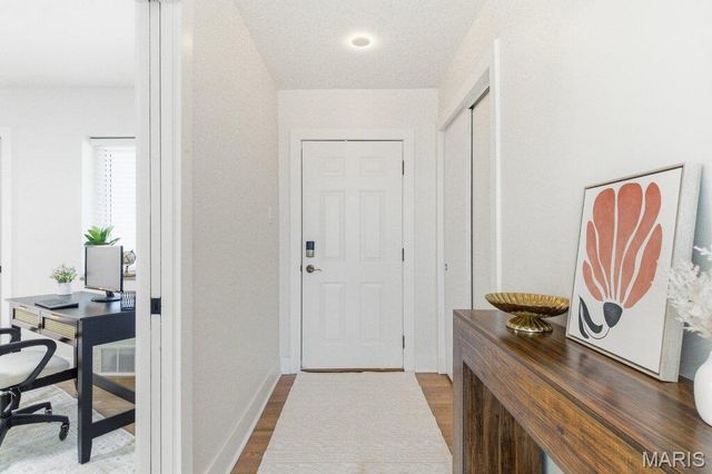 700 Jamaica Court, Warson Woods, MO 63122