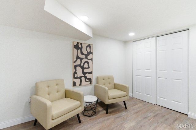 700 Jamaica Court, Warson Woods, MO 63122