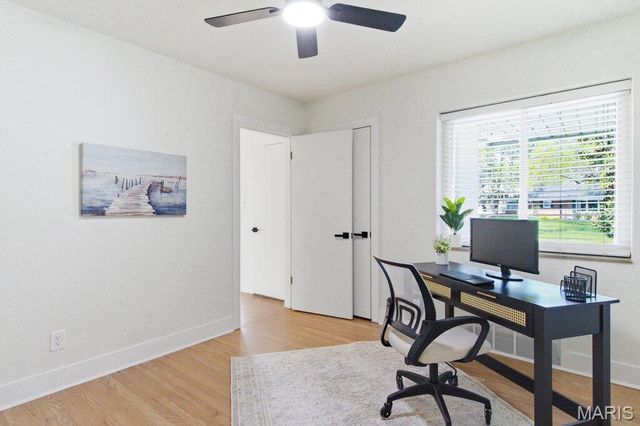 700 Jamaica Court, Warson Woods, MO 63122