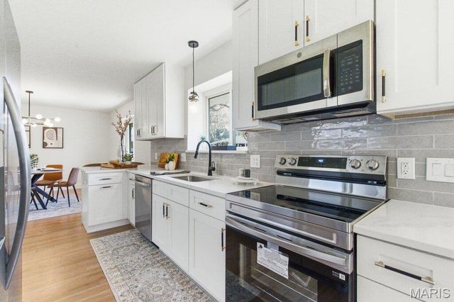 700 Jamaica Court, Warson Woods, MO 63122